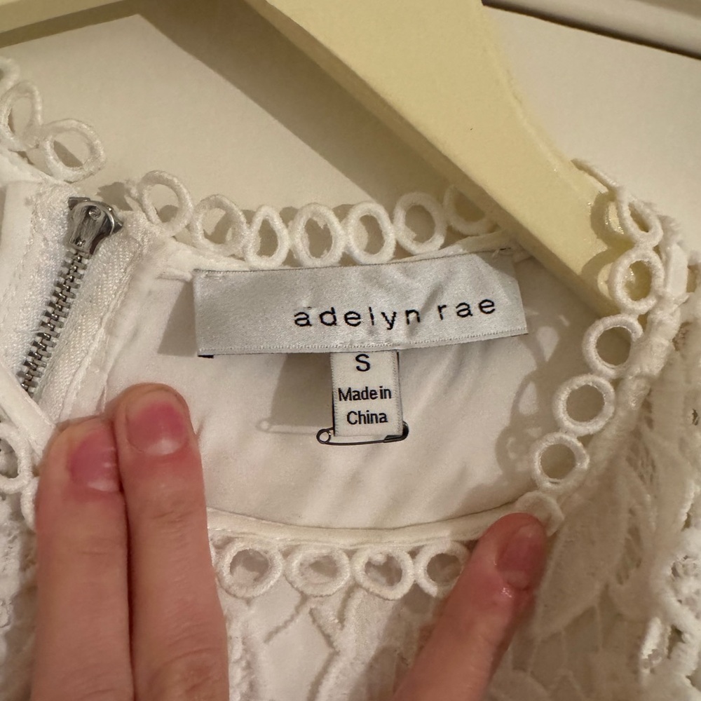 Adelyn Rae Ivory Lace Dress - Picture 6 of 6